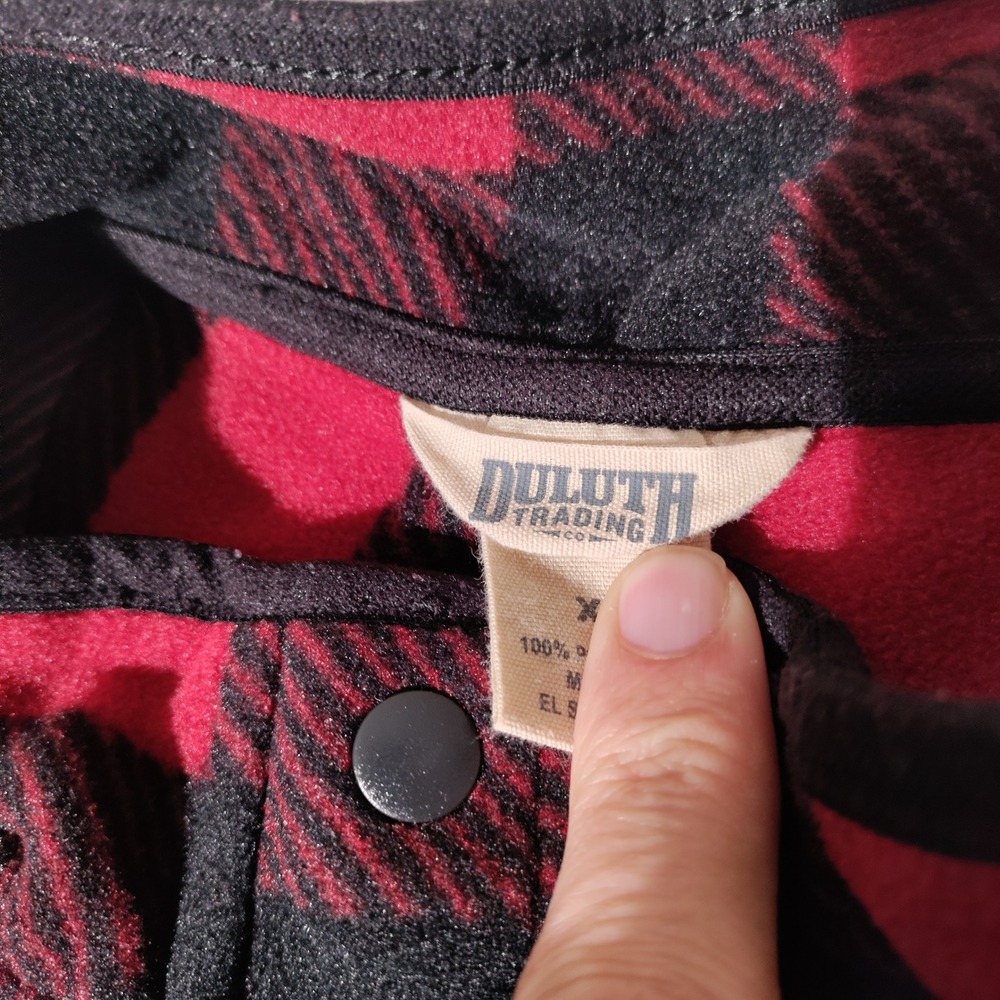 Duluth Trading Co Women XL Buffalo Plaid Fleece Pullover Red Black Snap Mock - Picture 7 of 8